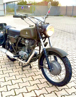 vojenský motocykl Condor A350