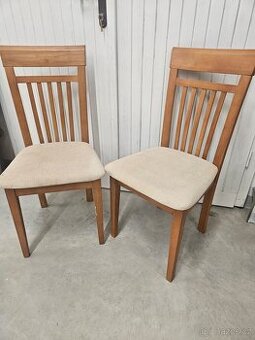Dřevěné jídelní židle 2 ks