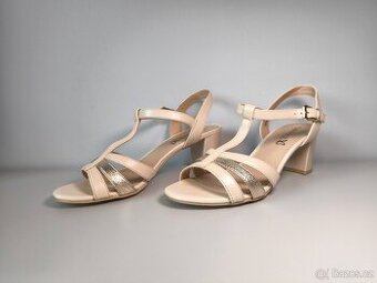 Dámské podpatkové sandály Caprice vel. 38