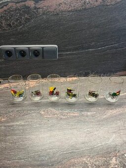 Sada skleniček s retro auty 6ks