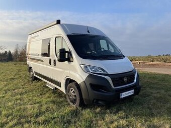 Komfortní obytný vůz pro 2 dospělé /+1 dítě/, solar