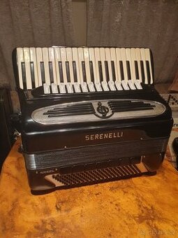 Italský akordeon Serenellini Cassoto
