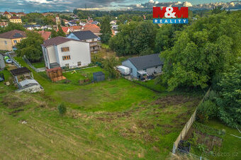 Prodej pozemku k bydlení, 839 m², Sluhy, okr. Praha - Východ - 1