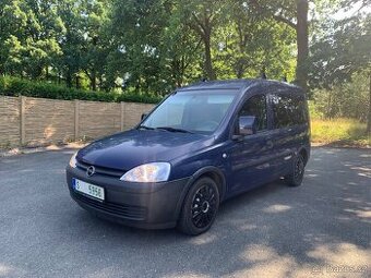 Opel COMBO 1.3CDTi 51kW - r.v. 8/2004 - 5 míst