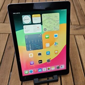 Apple iPad 6 gen. / 32GB Uložiště / IOS 17.7.10 / 9,7"
