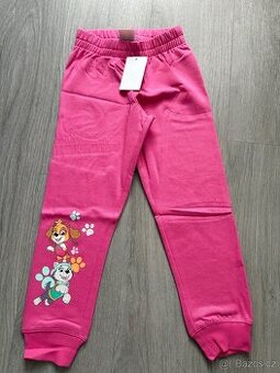 Nové tepláky tlapkova patrola růžové