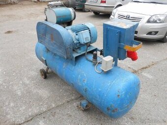 Vzdušník 300L k orlíku