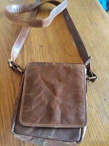 kožená příruční taška