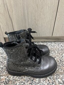 Elegantní kotníčkové kožené boty zn. Ciciban vel. 30