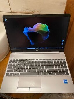 HP 250 G8 - notebook