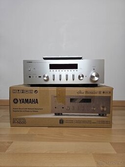 YAMAHA R-N500 / AirPlay / USB / Optika / Sub - 1