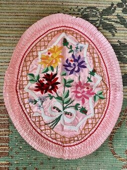 Povlak na polštář s výšivkou