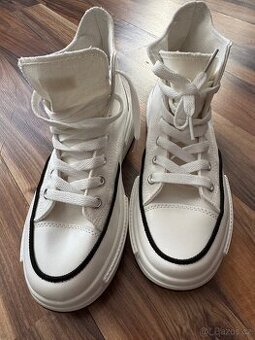 Tenisky kotníkové vel:38