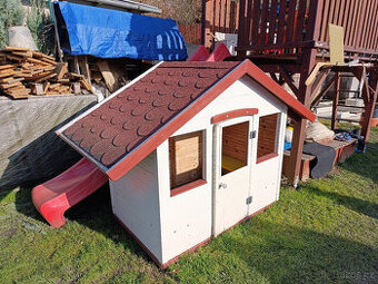 Dětský zahradní domeček