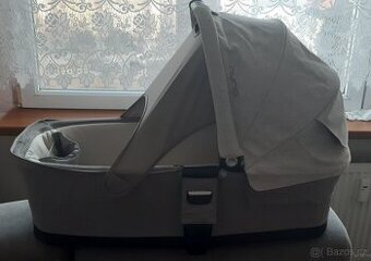 Kočár Nuna, korba a sporťák