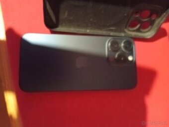Prodám iPhone 15 pro max 256gb