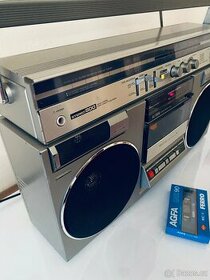 Radiomagnetofon/boombox Aiwa CS 600E, rok 1981