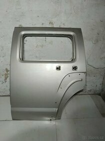 Hummer H3 - levé zadní dveře