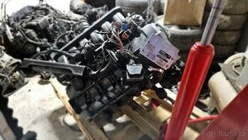 Motor M50B25 bezvanos (E36) - 1
