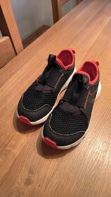 Dětské tenisky Decathlon vel. 33