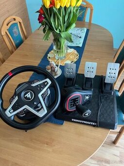 Thrustmaster T248 s řadičkou