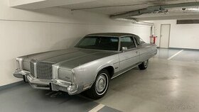Chrysler New Yorker 1977 V8 7.2L