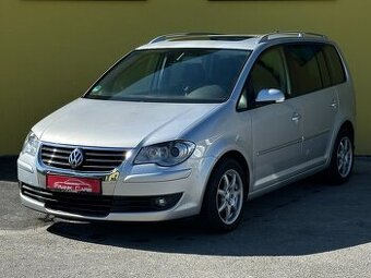 Volkswagen Touran 2.0TDI/125kW DSG Tempomat Kůže