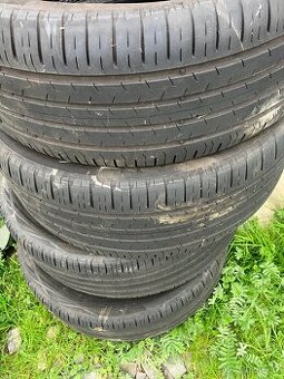 Pneu 235/45 r18 continental