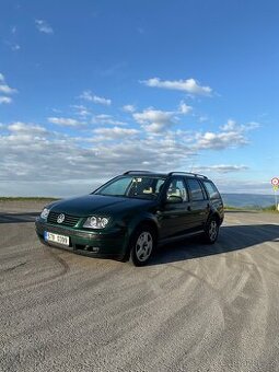 VW Bora variant 1.6 benzín 74kw (automat)