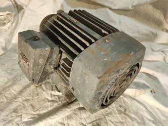 PRODÁM elektromotor 0,75kW
