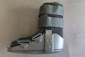 Pooperační + rehab.hlezenní ortéza na nohu..Boot short,,v.M - 1