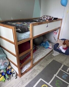 Ikea kura detska palanda postel