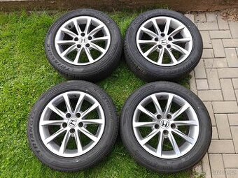 ALU sada Honda R16 5x114,3 205/55 zánovní pneu
