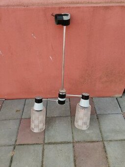 LUSTR RETRO