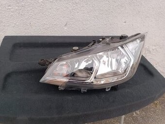 Seat Ibiza V levé přední světlo