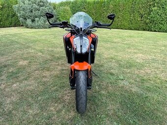 Prodám KTM 890 Duke, v záruce