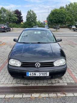 Volkswagen golf 1.6 16v najeto 187 703 km