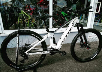 Scott Strike eRide 940