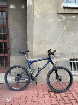 Horské kolo GT Avalanche 3.0