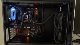 Herní PC, vodní CPU+GPU–i7-4930K, GTX1080, 32 GB, Fractal R6