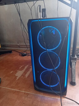 Prodám Herní PC, 9800X3D, 96GB RAM, RTX 5070 Ti