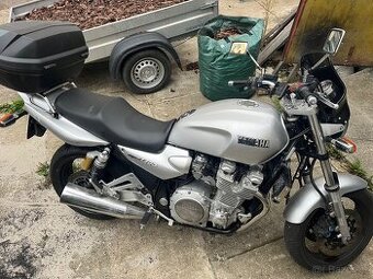 Yamaha XJR 1300