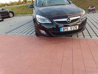 Opel Astra J 2.0 cdti 118kw