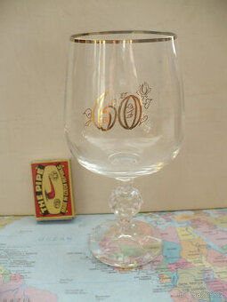 Retro sklenička k 60 narozeninám.