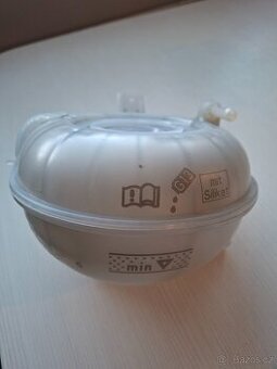 Nadobka chladici kapaliny skoda octavia3