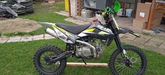 Motorka pitbike Stomp Z3 140