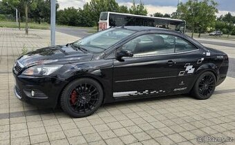 Ford Focus Cabrio 2.0i . Výměna možná