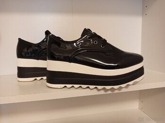 Dámské boty nové vel 37