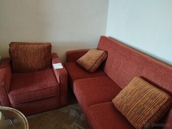 Rozkládací gauč a 2 křesla - 1