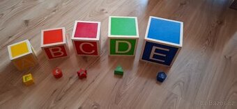 Dřevěné naučné kostky